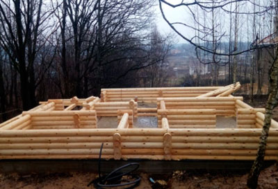 Монтаж деревянного комплекса Дома-бани